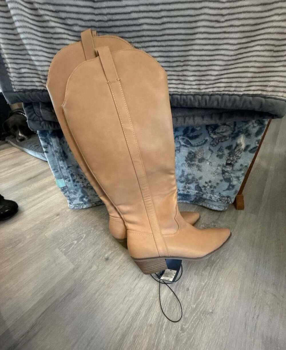 Universal Thread Women's Sommer Western Boots Light Brown Size 8.5